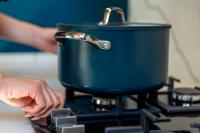 Гомельчанка готовила еду на кухне, обожглась и … умерла Гомельчанка готовила еду на кухне, обожглась и … умерла