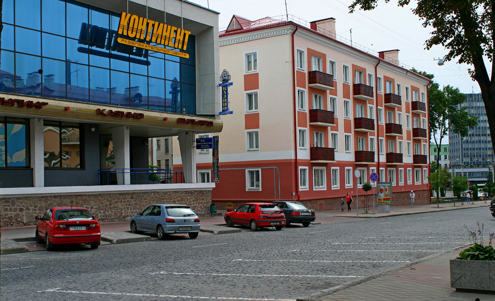 Континент в Гомеле